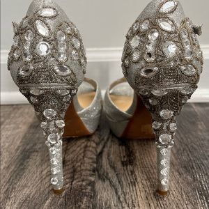 Gianni Bini Heels size  7.5 (used)